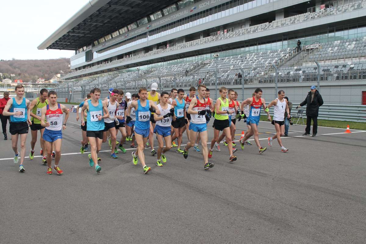 Королевское выступление мордовских ходоков на трассе королевских гонок
